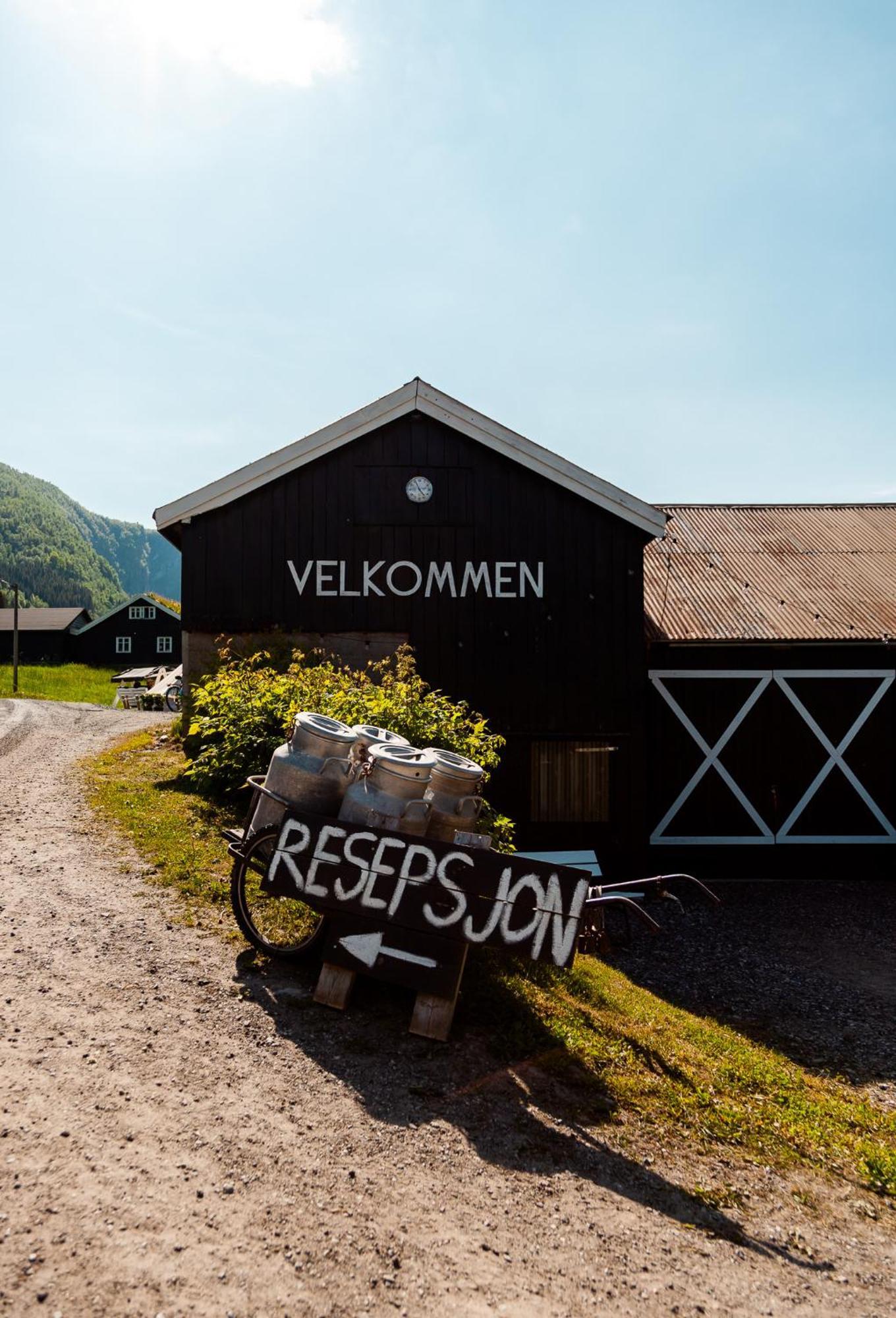Tuftegarden Hotel Viksdalen Exterior photo