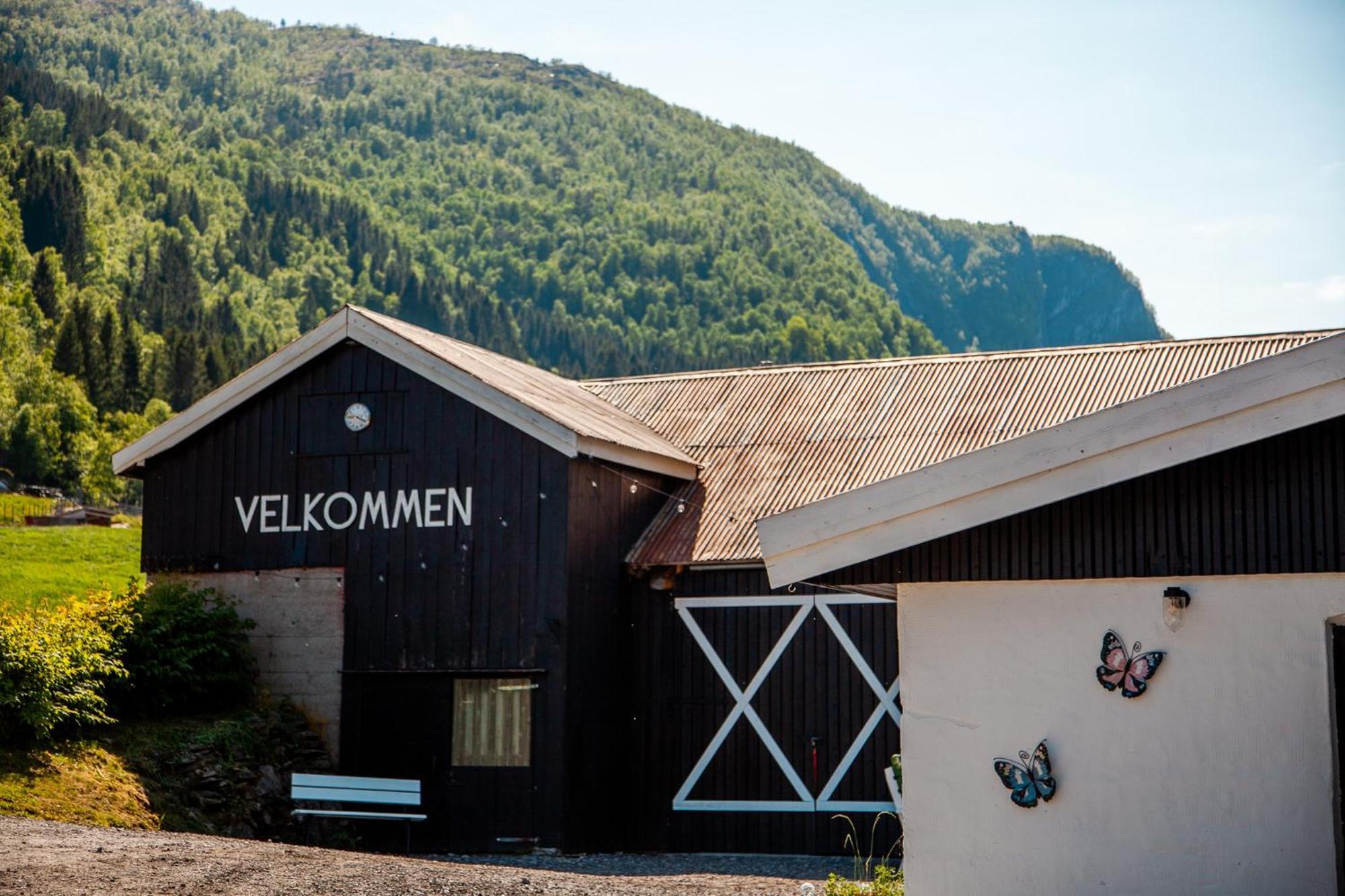 Tuftegarden Hotel Viksdalen Exterior photo